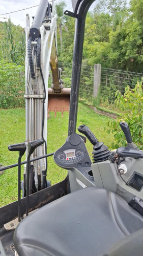 Mini-escavadeira Bobcat E26 Ref.240128