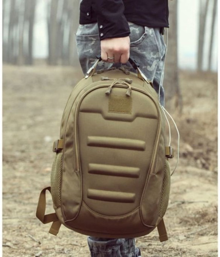 Mochila Impermeable Táctica Outdoor 40 Lts Usb