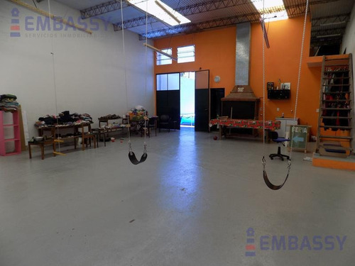 Casa Única De 4 Amb Con Galpon De 100 M2 Excelente Zona Martinez!!