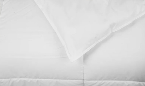 Acolchado Kavanagh Simil Plumón diseño liso color blanco de 230cm x 240cm