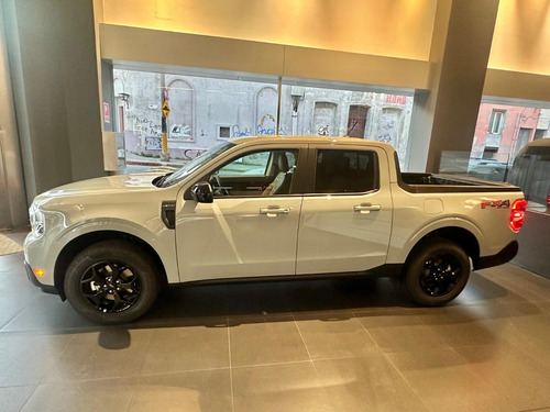 Ford Maverick Lariat Fx4