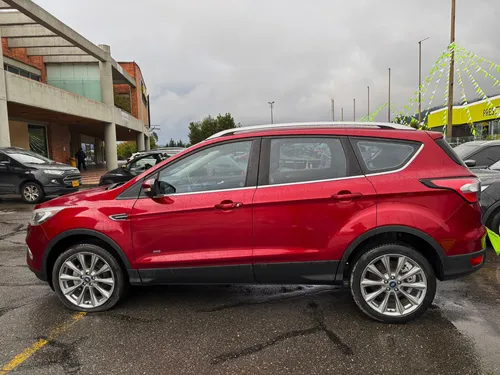 Ford Escape 2.0 Titanium