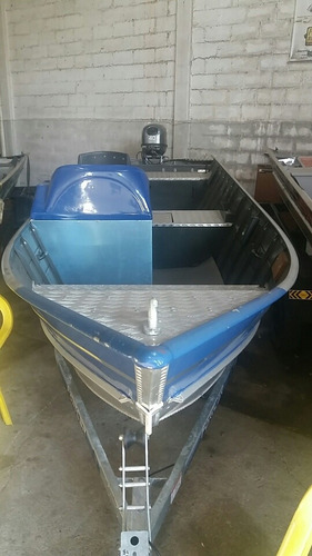 Barco 6m Com Boca De 1.70 Borda De 0.64 Motor 40 Trim
