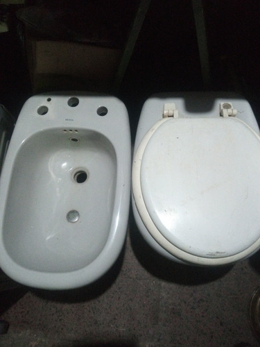 Inodoro Bidet Marca Motta Pequeño Detalle 