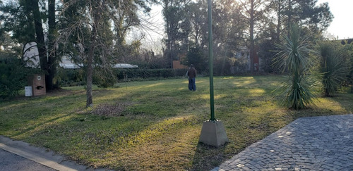 Imagen 3 de 8 de Lote Lujan Barrio Cerrado