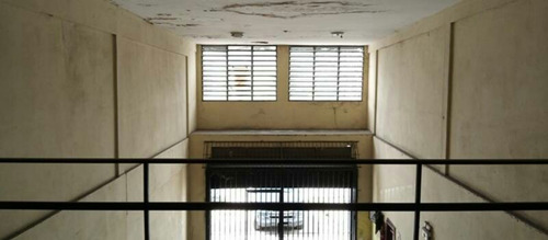 Imagen 24 de 30 de Maria Eugenia Blanco Vende Local En La Avenida Michelena De Valencia 125606