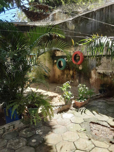 Imagem 19 de 29 de Casa A 10 Min Shopping Flamboyant Com 3 Quartos E 1 Suite