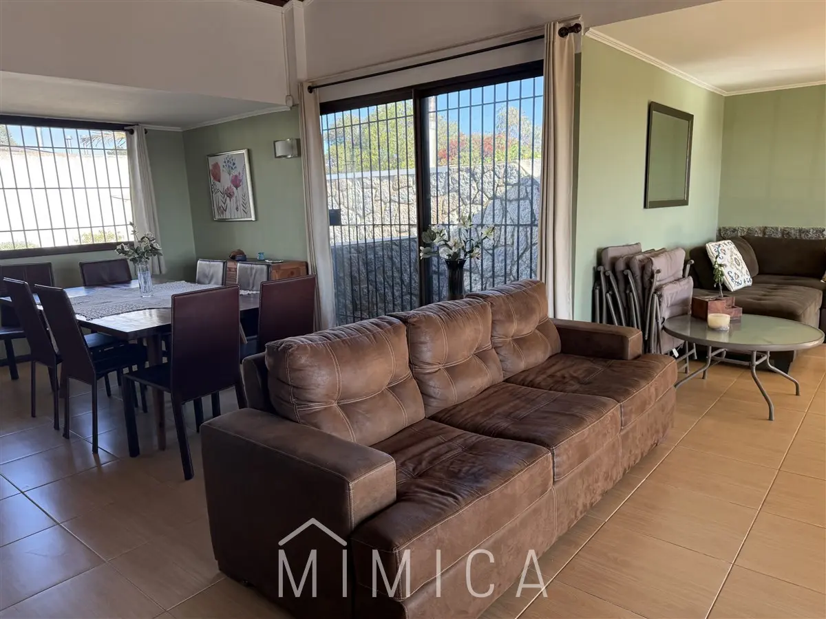 Imagen 5 de 13 de Casa En Venta De 4 Dorm. En Algarrobo