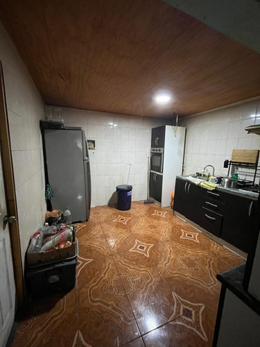 Bella Casa Amplia Pasaje Amanda Messina Lampa