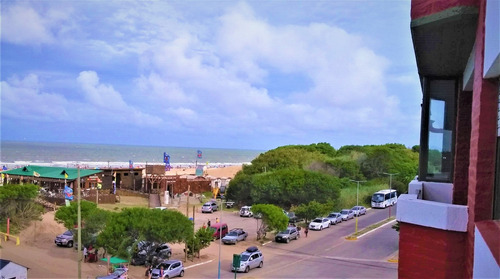 Un Hogar Para Vacacionar Y Descansar Frente Al Mar