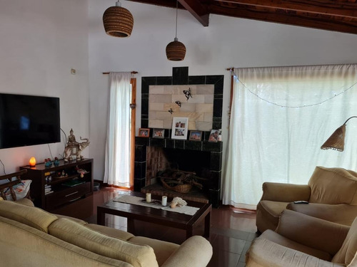 Imagen 10 de 22 de Vendo Casa En Carilo Acepto Permutas Y Escucho Propuestas