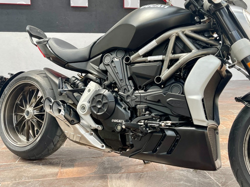 Imagen 6 de 15 de Ducati Diavel 2016