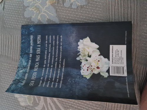 Imagem 2 de 3 de Livro Formaturas Infernais