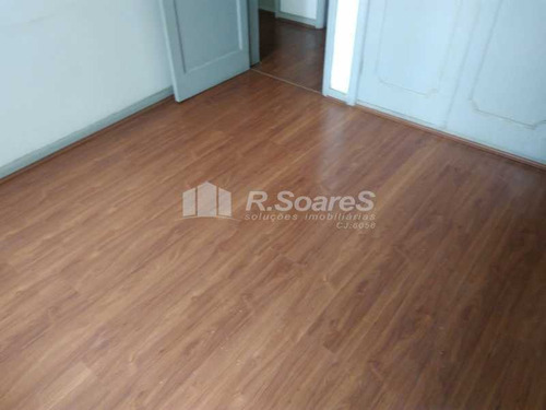 Imagem 4 de 15 de Apartamento Com 3 Quartos Em São Cristovão. Rua Fonseca Teles - Cpap30518