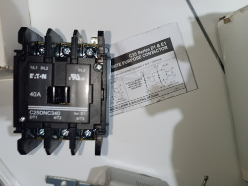 Contactor De Propósito Definido Eaton C25dnc340 Bobina 220v