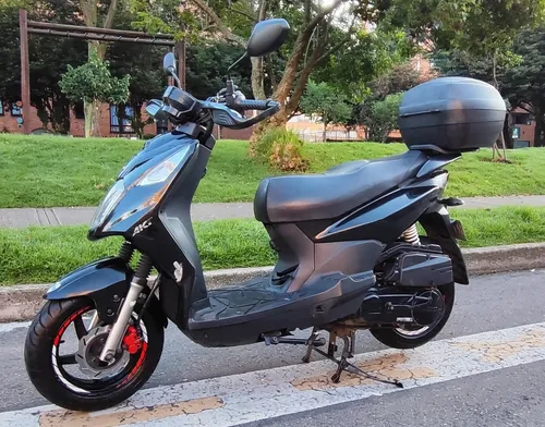 Akt Dynamic R 125