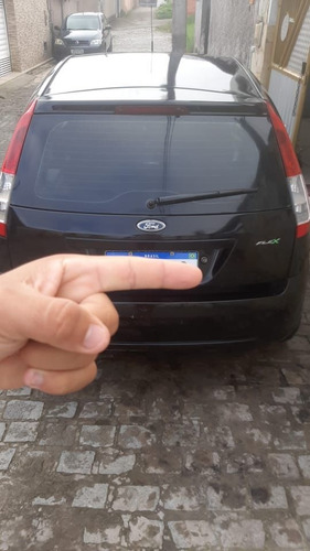 Imagem 2 de 5 de Ford Fiesta 2008 1.0 Flex 5p