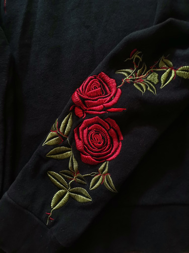 Sudadera Bordada Flores Zara Men Hombre S (Usado)