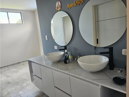 Se Vende Chalet Vía Barragán