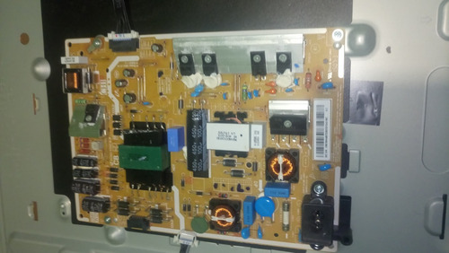 Fuente De Pantalla Smart Samsung Mod Hg40nd690df (Usado)