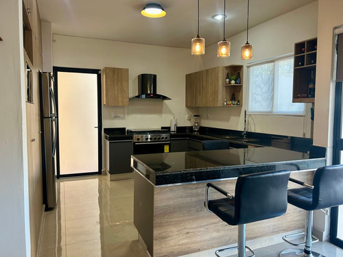 En Venta Totalmente Equipada Y Amueblada