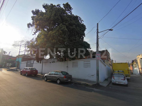 Terreno En Venta, Col. Minas De Cristo Rey. Uso De Suelo H/2/30.