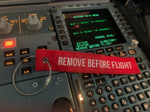 Llavero Remove Before Flight Tejido Con Cable De Acero Inox.