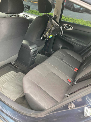 Imagen 5 de 6 de Nissan Sentra Full Extra