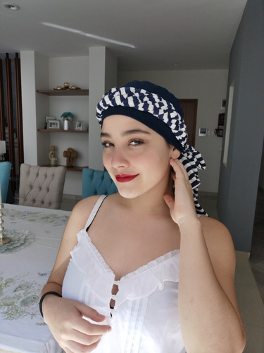 Imagen 3 de 6 de Turbante Oncologico Mod Elega Estampado