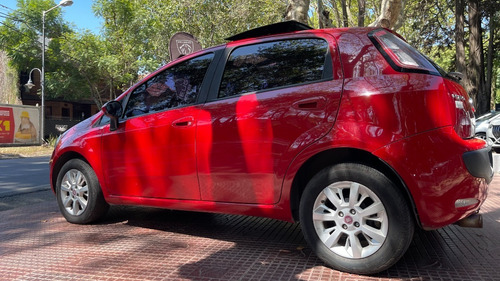 Imagen 12 de 25 de Fiat Punto Attractive