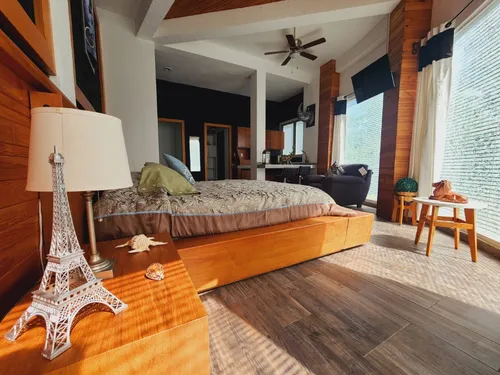 Venta Casa Jacarandas Con Alberca, Enorme Jardín, Amueblada, Equipada, Vistas Espectaculares Con Todos Los Servicios En Fracc Rancho San Diego Ixtapan De La Sal Edomex