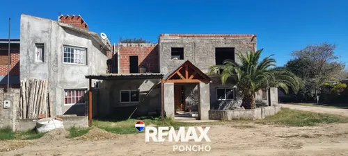Se Vende Casa Amplia/versatil Sta Rosa Valleviejo - foto 1