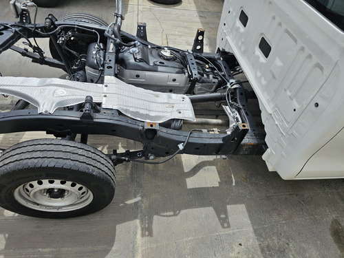 Toyota Hilux 2.7 Chasis Cabina Mt