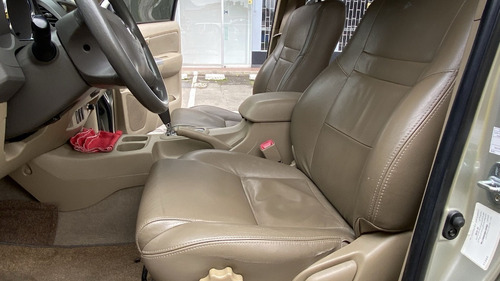 Imagen 11 de 15 de Toyota Fortuner 2011