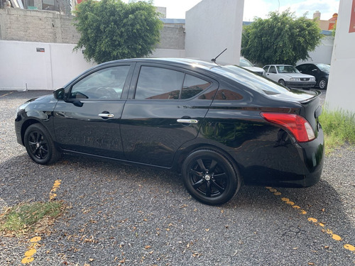 Nissan Versa 4 Puertas