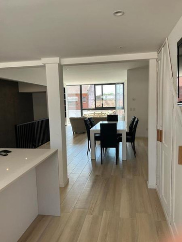Venta Excelente Ph 5 Ambientes De Categoria En Chauvin - Sin Expensas