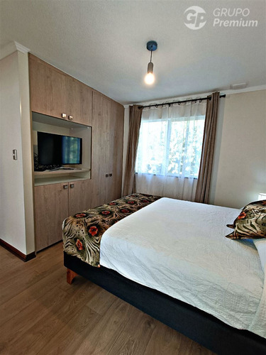 Casa En Venta De 4 Dorm. En Pucón