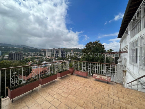 Imagen 17 de 30 de Casa En Venta En Colinas De La California Caracas Pisos De Marmol Vista Al Avila Economicas Muy Conservada Doble Vigilancia Remate 23-18970