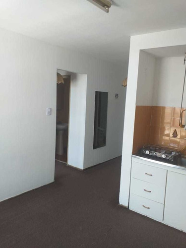 Departamento En Alquiler De 1 Dormitorio S/ Av. Olmos 20