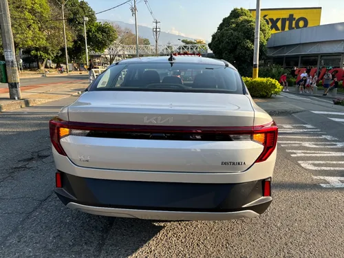 Kia K3 ZENITH