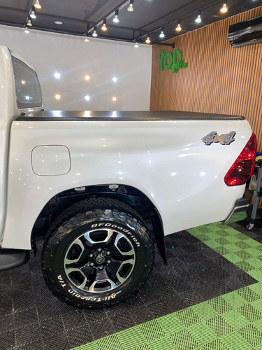 Toyota Hilux 2.8 Tdi Srx Cab. Dupla 4x4 Aut. 4p