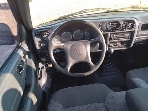 Imagen 11 de 12 de Chevrolet S10 2004 2.8 4x2 Dc Dlx