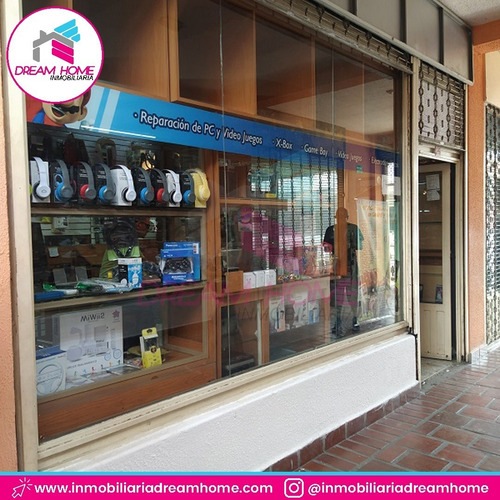 Imagen 3 de 6 de Local Centro Comercial Tamanaco Tuy, Av. Bolivar Charallave Edo. Miranda