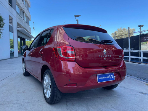 Imagen 5 de 17 de Renault Sandero 1.6 Privilege Pack 105cv