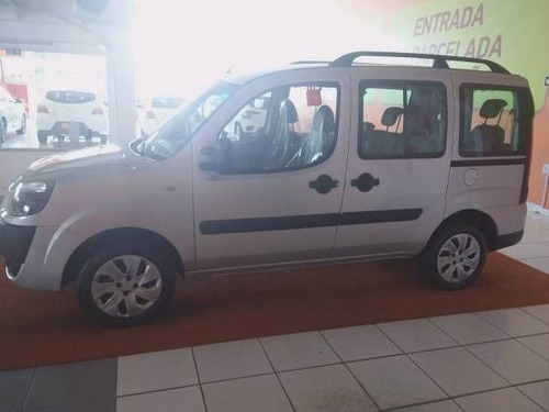Imagem 8 de 15 de Fiat Doblò 1.8 Mpi Essence 7l 16v Flex 4p Manual