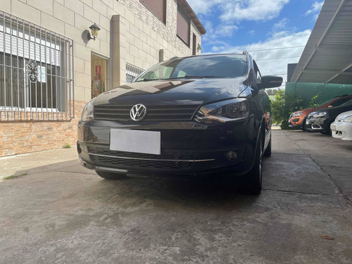 Volkswagen Suran 1.6 Comfortline 101cv 2014