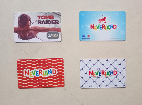 4 Tarjetas De Colección De Casa De Juegos (Usado)