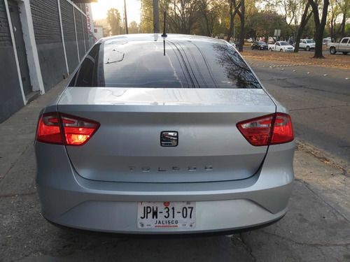 Imagen 8 de 15 de Seat Toledo 2018 1.4 Style Dsg