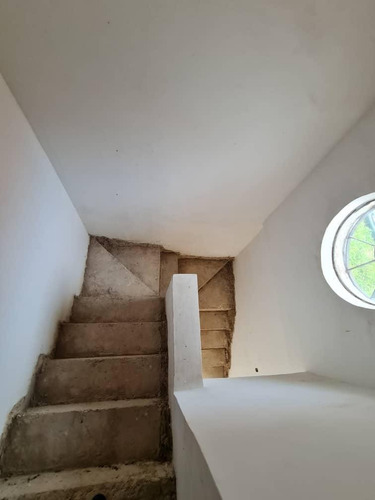 Imagen 5 de 13 de Amplio Townhouse En Obra Gris, Tazajal