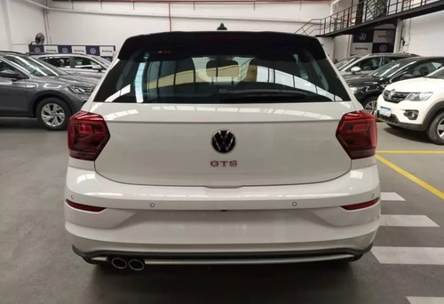 Volkswagen Polo GTS 250 TSI AT
